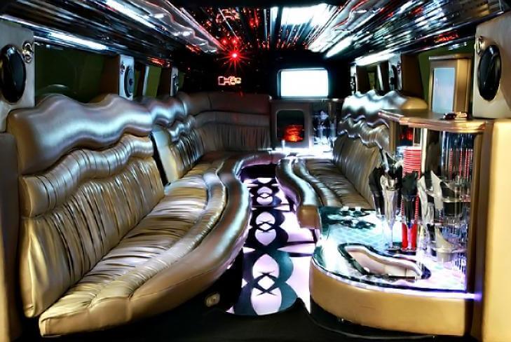 Limo Service Elgin IL - Live Online Rental Prices Elgin Illinois